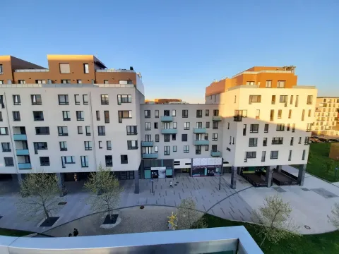 Pronájem bytu 1+kk, Ostrava - Moravská Ostrava, Jantarová, 37 m2