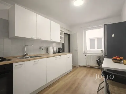 Pronájem bytu 2+1, Písek - Vnitřní Město, Smetanova, 67 m2