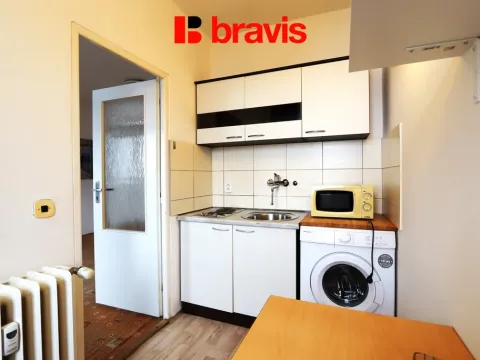 Pronájem bytu 1+1, Brno - Lesná, Halasovo náměstí, 29 m2