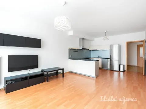 Pronájem bytu 3+kk, Praha, Mlázovická, 75 m2