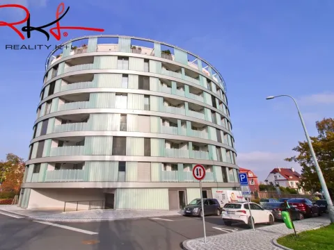 Pronájem bytu 2+kk, Praha, Hodonínská, 55 m2