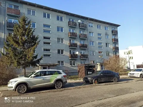 Pronájem bytu 1+1, Milovice, Spojovací, 30 m2