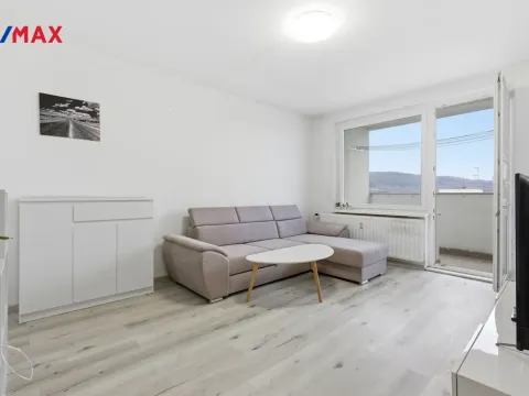 Prodej bytu 3+1, Sokolov, Švabinského, 75 m2