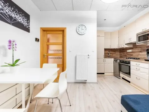 Pronájem bytu 2+kk, Praha - Michle, Jihlavská, 49 m2