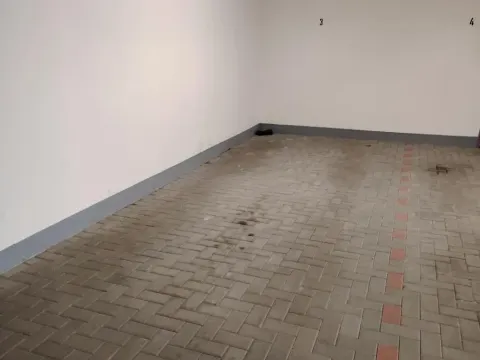 Pronájem garážového stání, Olomouc - Hejčín, Jarmily Glazarové, 16 m2
