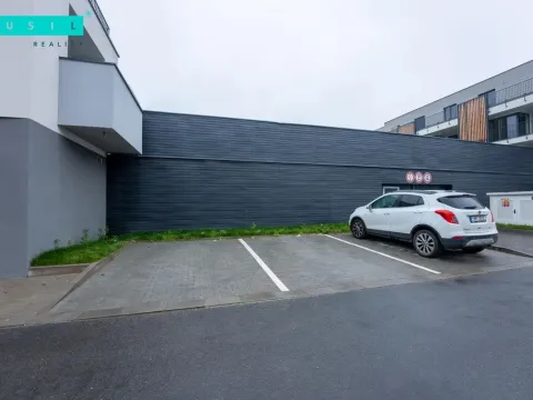Pronájem garážového stání, Olomouc - Nové Sady, 32 m2