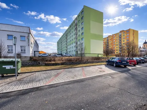 Pronájem bytu 3+1, Jirkov, U Stadionu, 68 m2