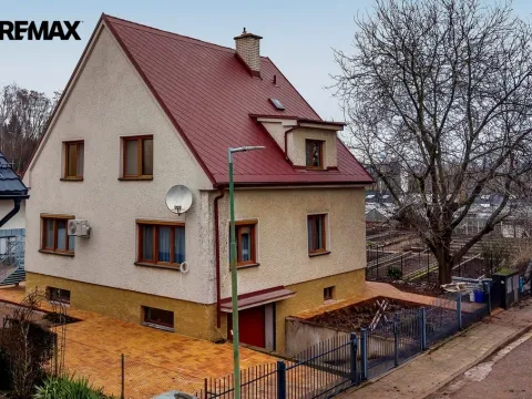 Prodej rodinného domu, Smiřice, Husova, 250 m2