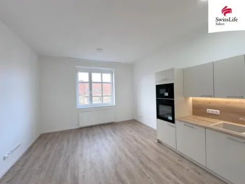 Pronájem bytu 2+kk, Praha - Žižkov, Jeseniova, 55 m2