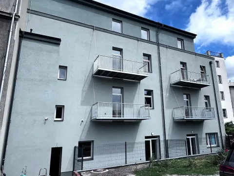 Pronájem bytu 1+kk, Plzeň - Jižní Předměstí, náměstí T. G. Masaryka, 30 m2