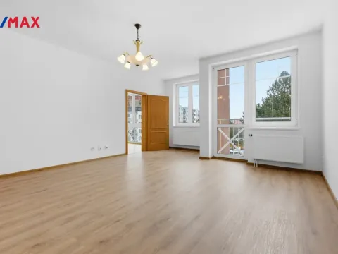 Prodej bytu 2+1, Karlovy Vary - Drahovice, Blahoslavova, 63 m2