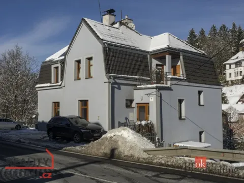 Prodej rodinného domu, 250 m2