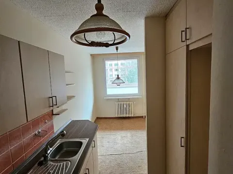 Prodej bytu 3+1, Praha - Řepy, Nevanova, 74 m2