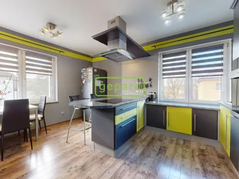 Prodej bytu 2+1, Okna, 60 m2