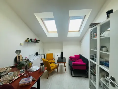 Pronájem kanceláře, Praha - Nové Město, 85 m2