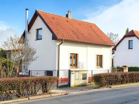 Pronájem rodinného domu, Praha - Dubeč, Starodubečská, 83 m2