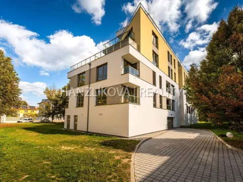 Pronájem bytu 3+kk, České Budějovice, Hálkova, 50 m2