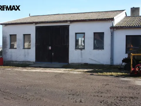 Pronájem komerční nemovitosti, Oslov, 430 m2