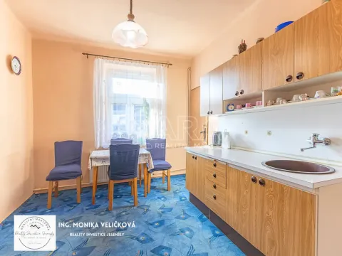 Prodej bytu 2+1, Krnov, Chářovská, 55 m2