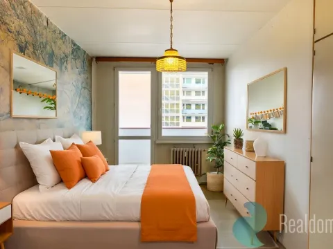 Prodej bytu 2+1, Praha, Taškentská, 52 m2