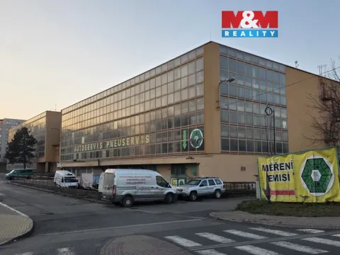 Pronájem garážového stání, Praha - Střížkov, Lovosická, 18 m2