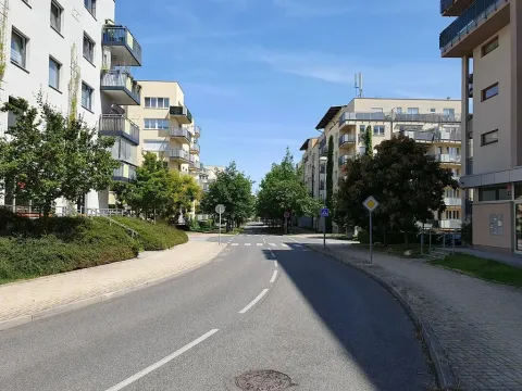 Pronájem bytu 1+kk, Praha - Hostivař, Athénská, 35 m2