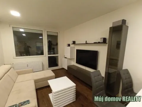 Pronájem bytu 2+kk, Praha - Kobylisy, Frýdlantská, 43 m2