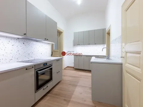 Pronájem bytu 2+1, Praha - Nové Město, Na Zderaze, 59 m2