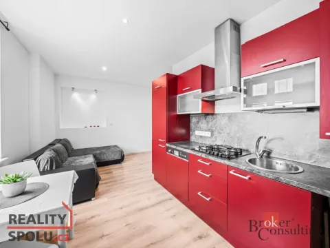 Pronájem bytu 2+kk, Plzeň - Jižní Předměstí, Politických vězňů, 57 m2