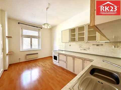 Prodej bytu 2+1, Mariánské Lázně, Lužická, 70 m2