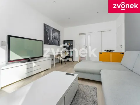 Prodej bytu 2+1, Zlín, Dukelská, 56 m2