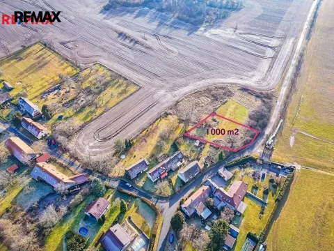 Prodej pozemku pro bydlení, Bukovany, 1000 m2