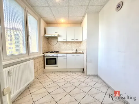 Prodej bytu 2+1, Chomutov, Pod Břízami, 52 m2