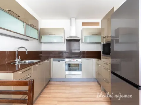 Pronájem bytu 3+1, Praha, Volutová, 76 m2