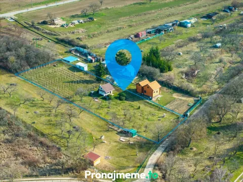 Prodej zahrady, Znojmo, 1989 m2