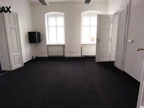 Pronájem kanceláře, Liberec - Liberec I-Staré Město, Jablonecká, 85 m2