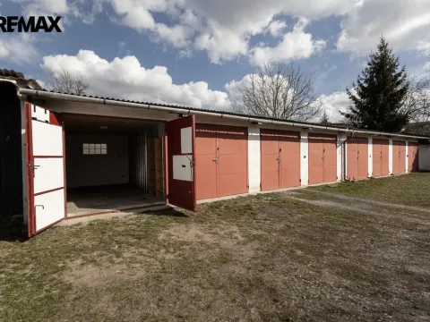 Pronájem garáže, Holešov, 16 m2
