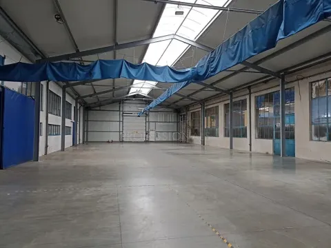 Pronájem skladu, Praha - Hostivař, U továren, 2040 m2