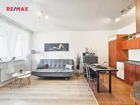 Pronájem bytu 2+kk, Vestec, Chmelová, 41 m2