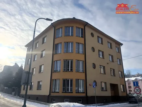 Pronájem bytu 3+1, Úpice, Plickova, 95 m2