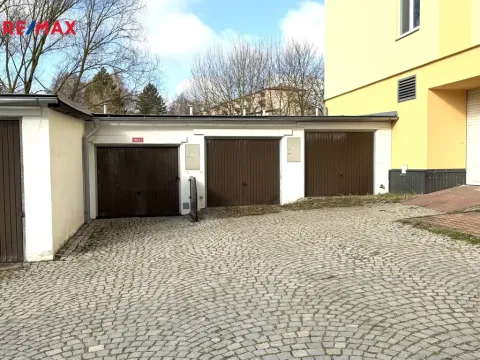 Prodej garáže, Jihlava, 18 m2