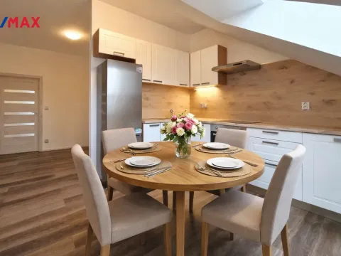 Pronájem bytu 2+1, Lochovice, 96 m2