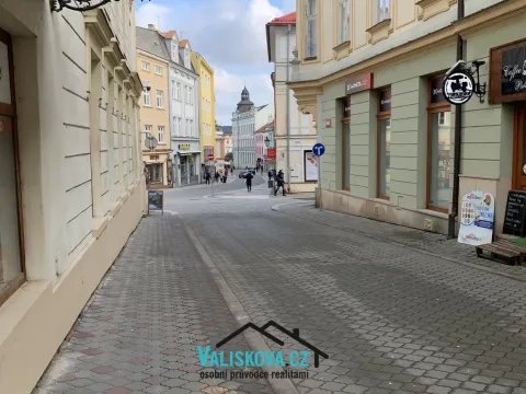 Pronájem obchodního prostoru, Kroměříž, Dobrovského, 25 m2