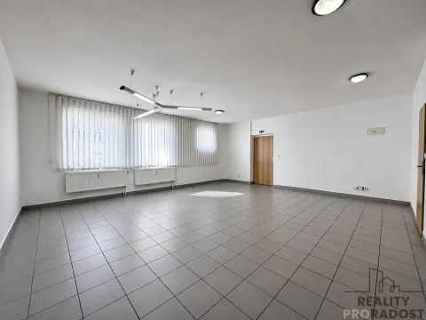 Pronájem kanceláře, Hodonín, Národní třída, 52 m2