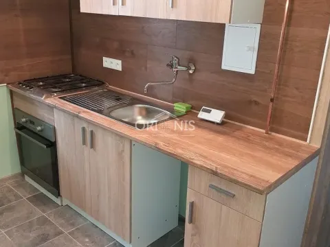 Pronájem bytu 1+kk, Chomutov, Kadaňská, 25 m2