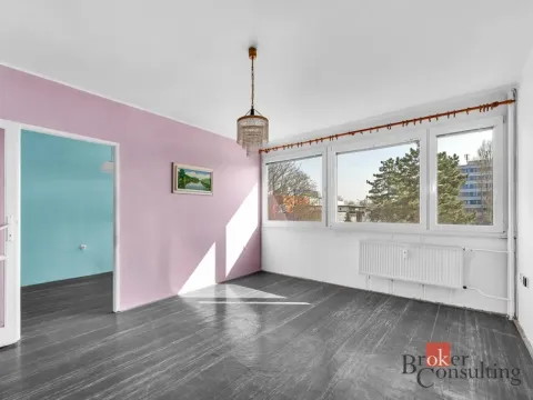 Prodej bytu 3+1, Hradec Králové - Slezské Předměstí, Polní, 58 m2