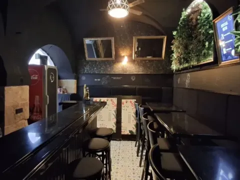 Pronájem komerční nemovitosti, Olomouc, Dolní náměstí, 24 m2