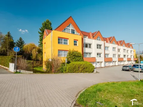Pronájem bytu 3+kk, Pardubice - Pardubičky, Pod Kopečkem, 90 m2