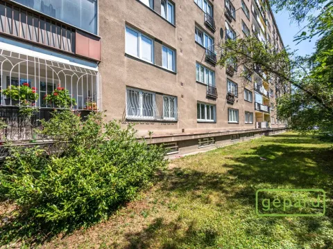 Pronájem bytu 1+1, Praha, Svojšovická, 28 m2