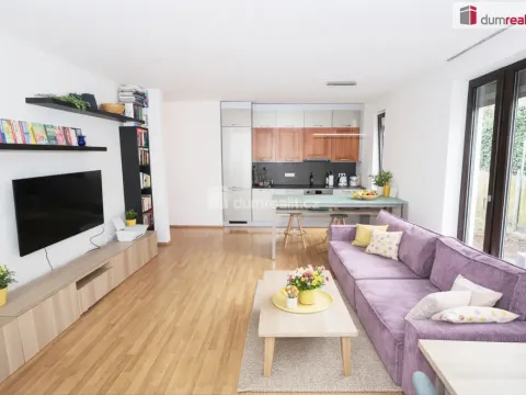 Pronájem bytu 3+kk, Praha - Modřany, Štolcova, 72 m2